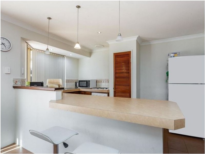 5 Minyon Circuit, Atwell WA 6164