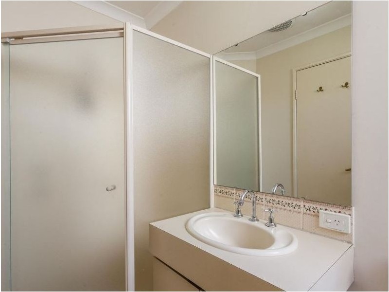 5 Minyon Circuit, Atwell WA 6164
