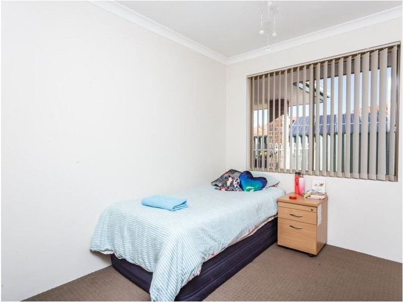 5 Minyon Circuit, Atwell WA 6164