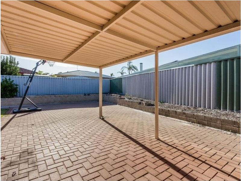 5 Minyon Circuit, Atwell WA 6164
