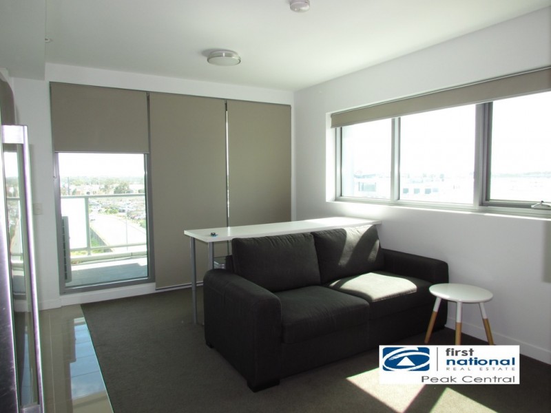 402/17 Malata Cresecent, Success WA 6164