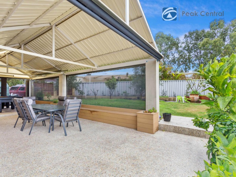 10 Marie Court, Atwell WA 6164