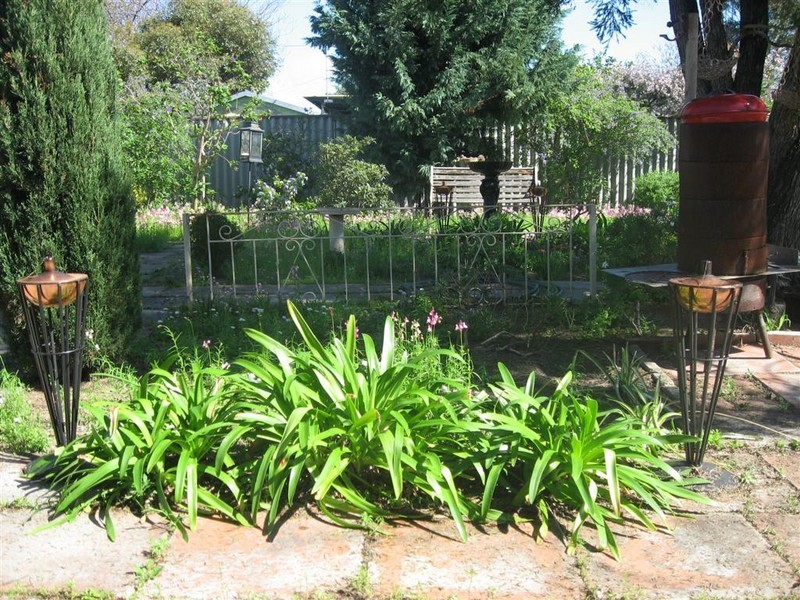 18 Ellison Street, Willagee WA 6156