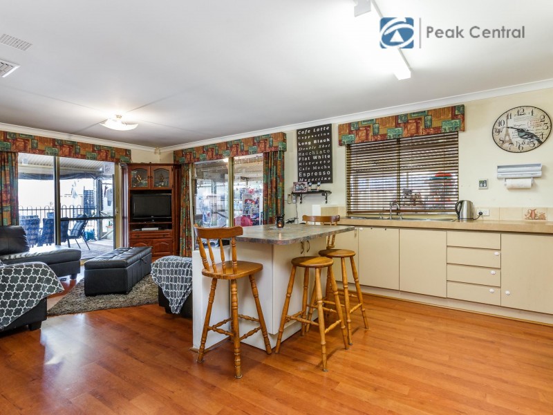 28 Folland Parade, Atwell WA 6164