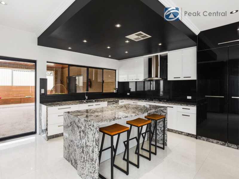 23 Majorelle Parkway, Aubin Grove WA 6164