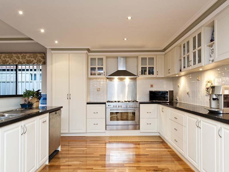 21 Swallowtail Ave, Success WA 6164