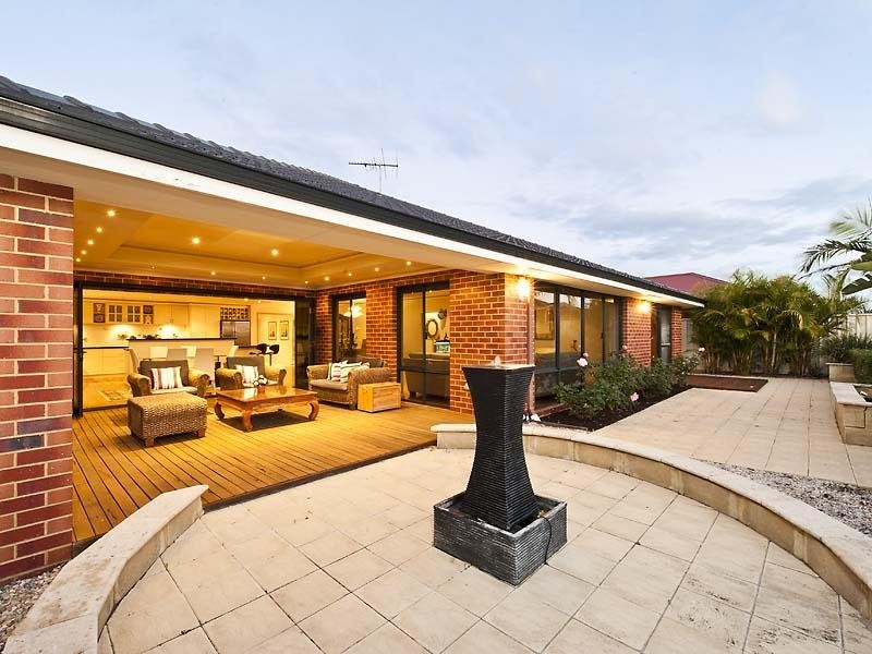 21 Swallowtail Ave, Success WA 6164