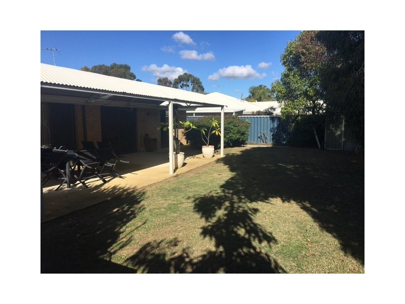 19 O’Farrell Close, Atwell WA 6164