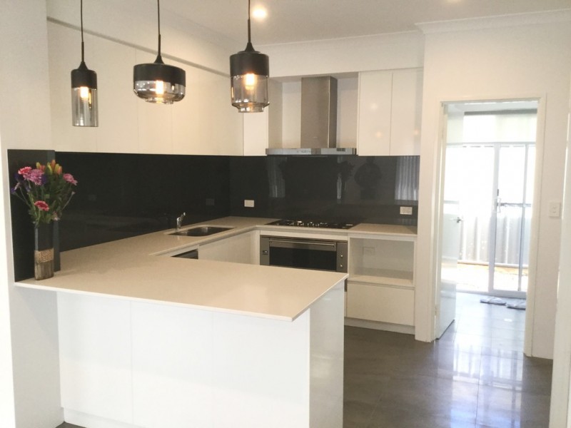 11 Grapestone Road, Piara Waters WA 6112