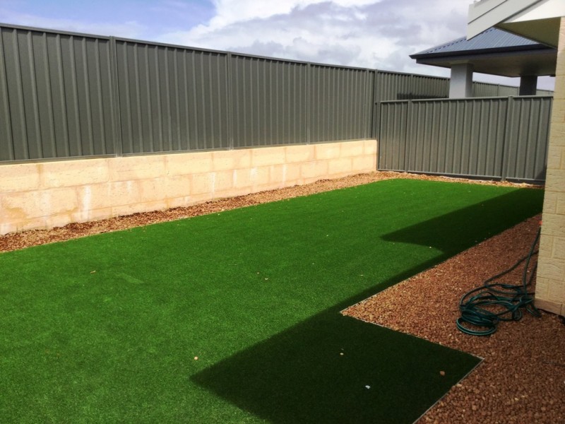 11 Grapestone Road, Piara Waters WA 6112