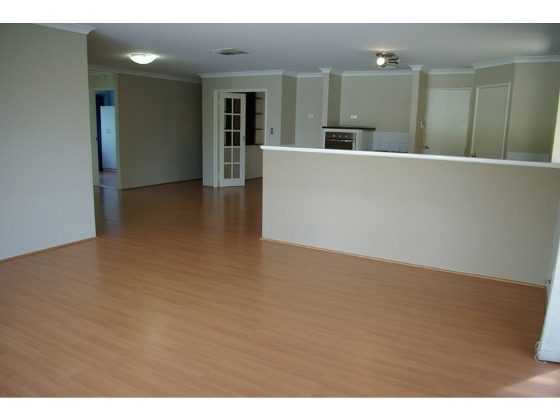 39 Folland Parade, Atwell WA 6164