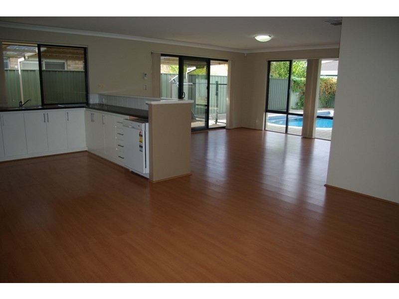 39 Folland Parade, Atwell WA 6164