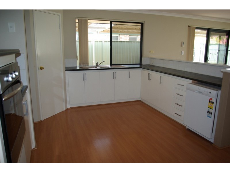 39 Folland Parade, Atwell WA 6164