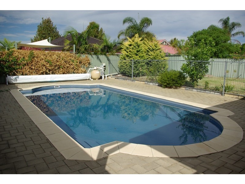 39 Folland Parade, Atwell WA 6164