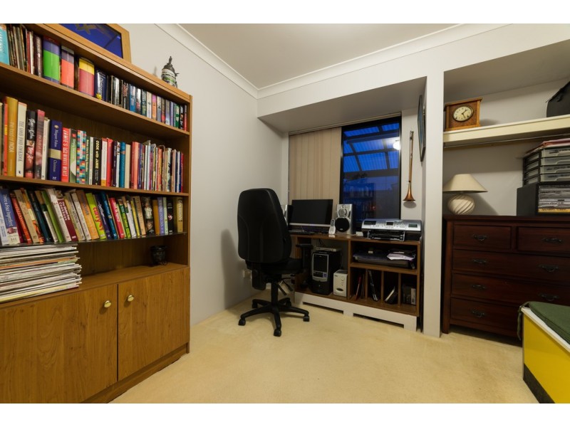 2 Tozer Loop, Atwell WA 6164