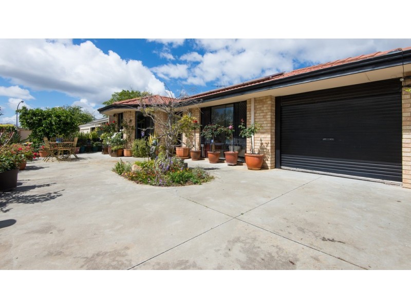 2 Tozer Loop, Atwell WA 6164