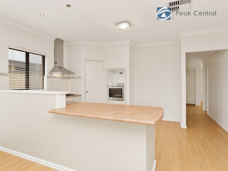 3 Sweetwater Bend, Success WA 6164