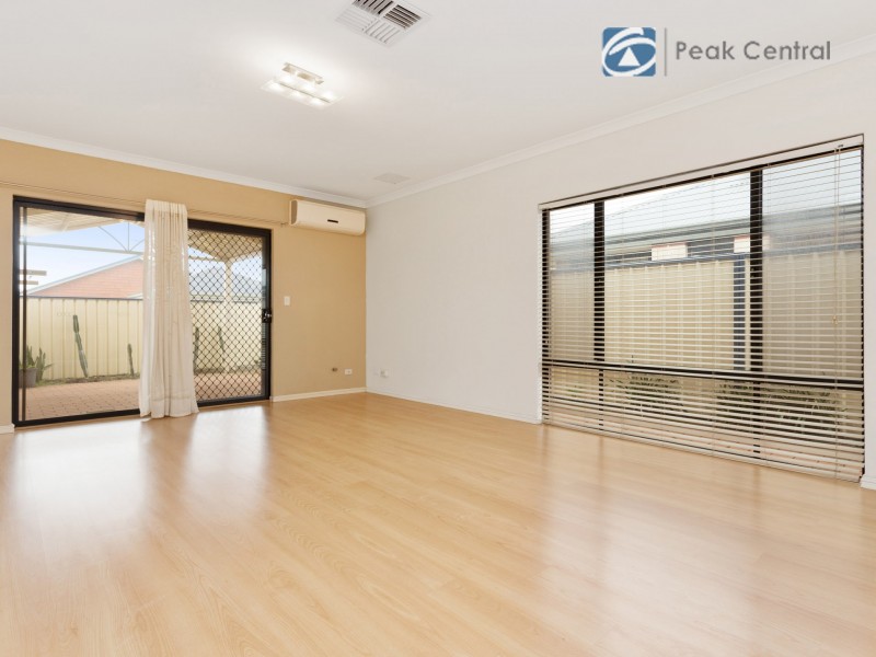 3 Sweetwater Bend, Success WA 6164