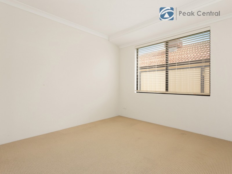 3 Sweetwater Bend, Success WA 6164