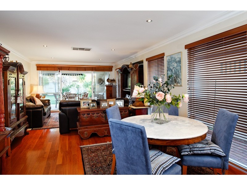 73A Kennedy Street, Alfred Cove WA 6154