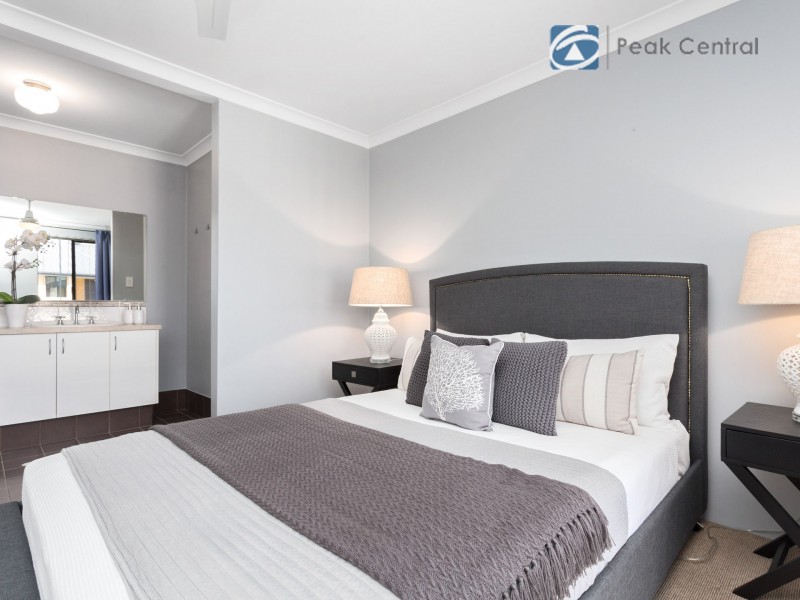 19 Lagrange Street, Success WA 6164