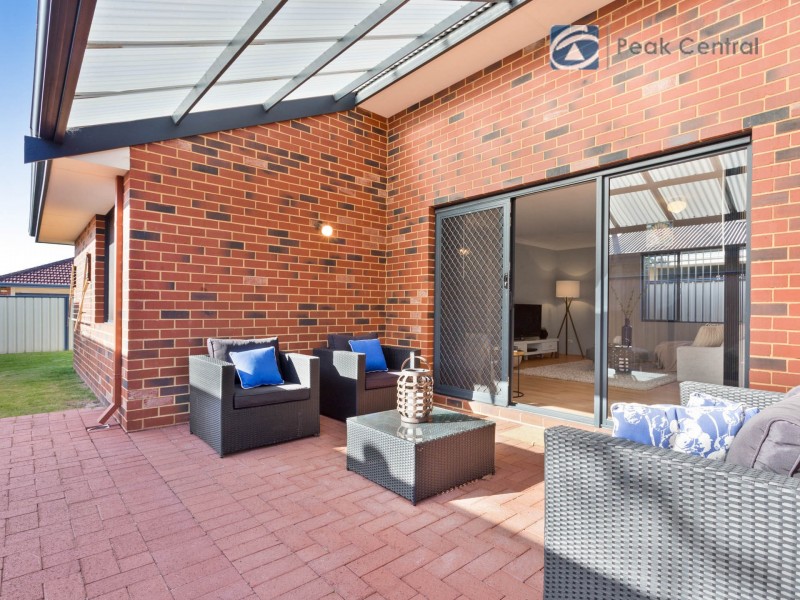 19 Lagrange Street, Success WA 6164
