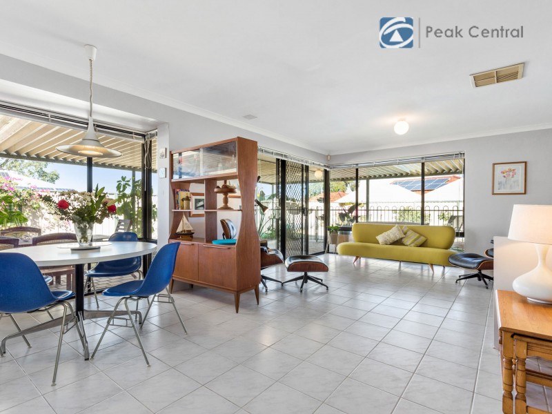 69 Baningan Avenue, Success WA 6164