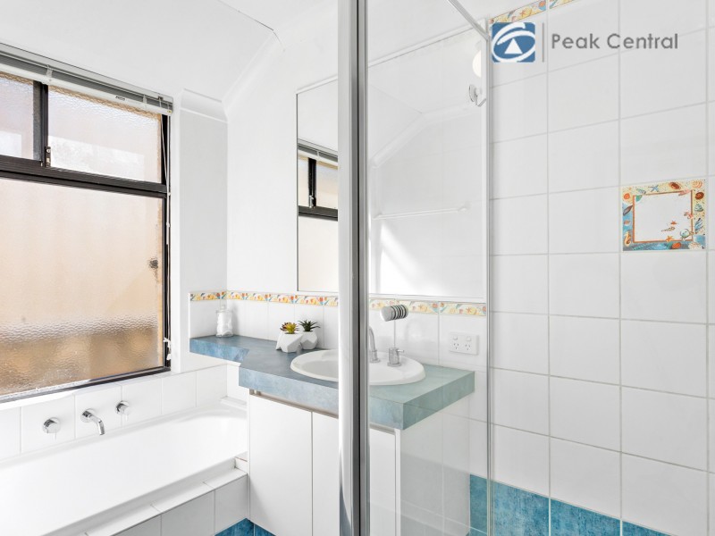 69 Baningan Avenue, Success WA 6164