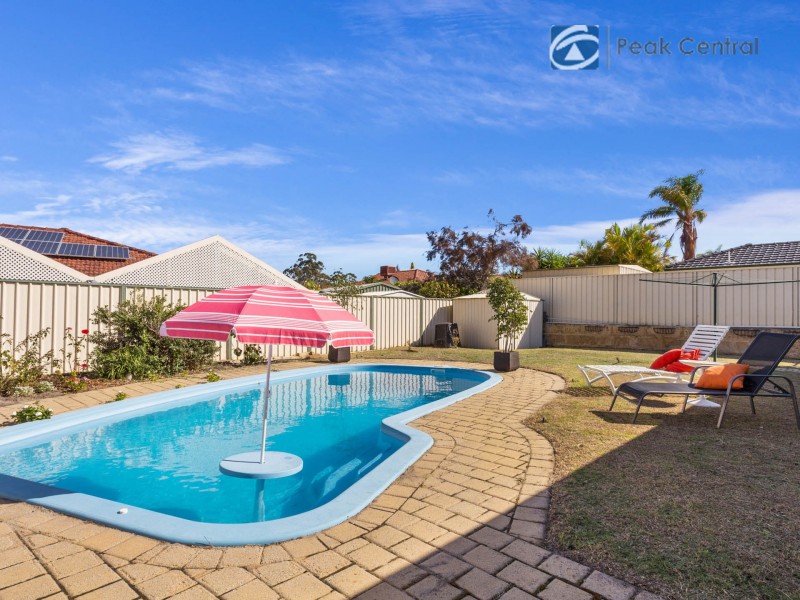 69 Baningan Avenue, Success WA 6164