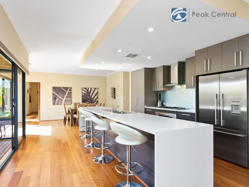 65 Concord Terrace, Atwell WA 6164