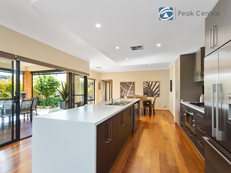 65 Concord Terrace, Atwell WA 6164