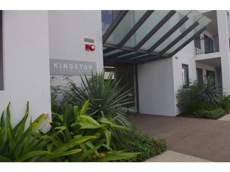 Unit 16 Midgegooroo Ave, Cockburn Central WA 6164
