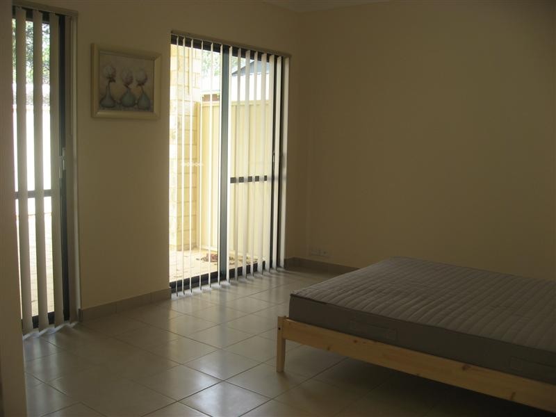Rm7 49a Dumond Street, Room only, Bentley WA 6102