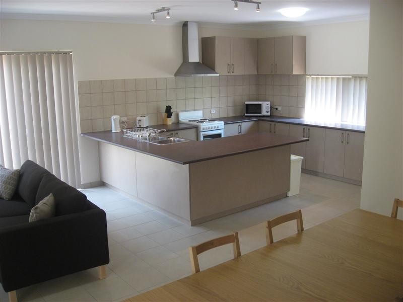Rm7 49a Dumond Street, Room only, Bentley WA 6102