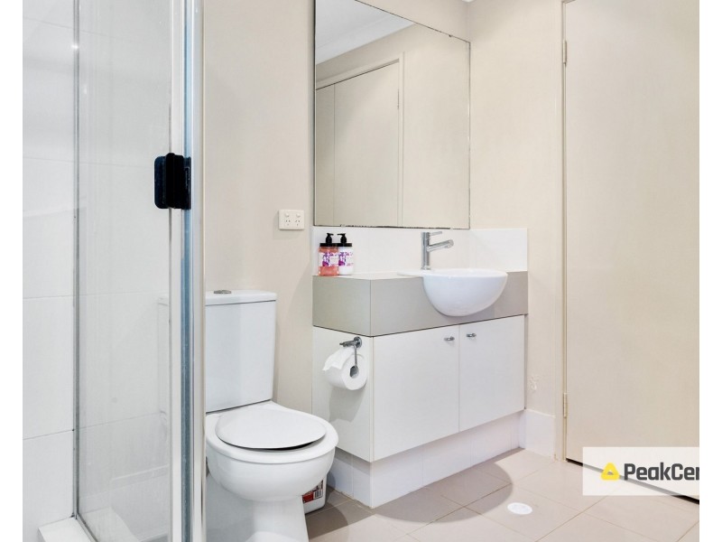 30/2 Stockton Bend, Cockburn Central WA 6164