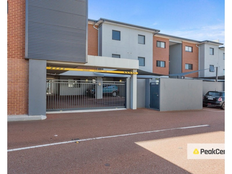 30/2 Stockton Bend, Cockburn Central WA 6164