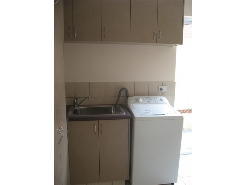 41A Davies Crescent, Kardinya WA 6163