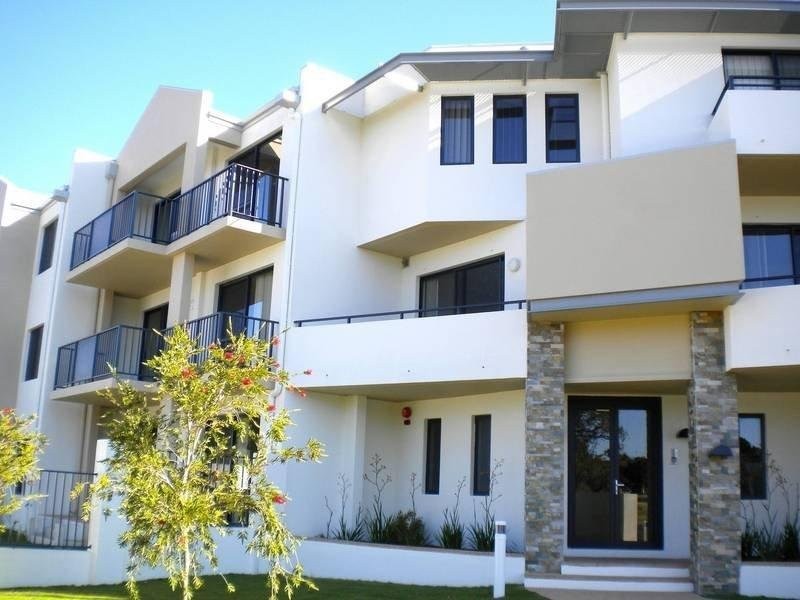 37/17 Southdown Place, Thornlie WA 6108