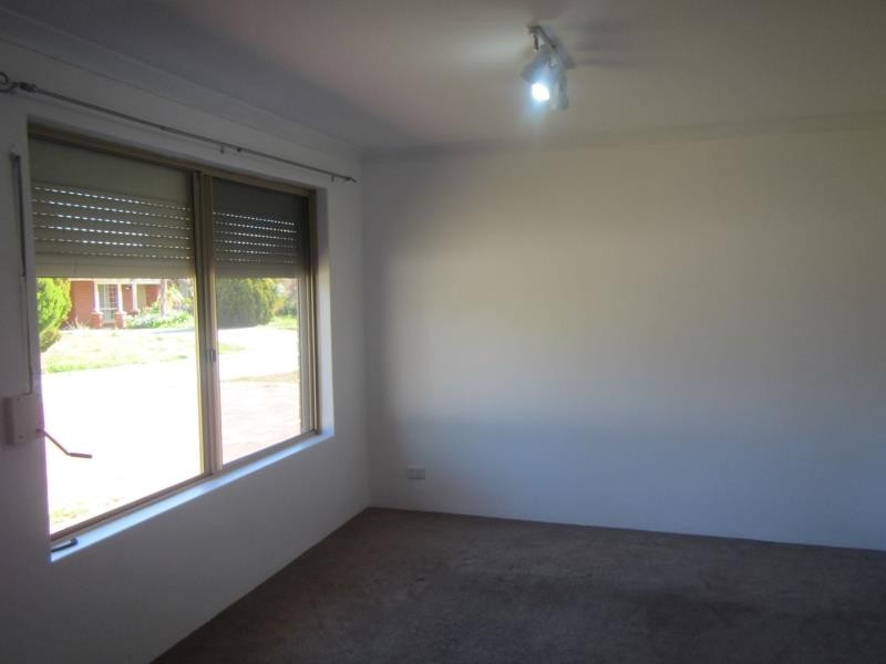 4 Tylee Cove, Atwell WA 6164