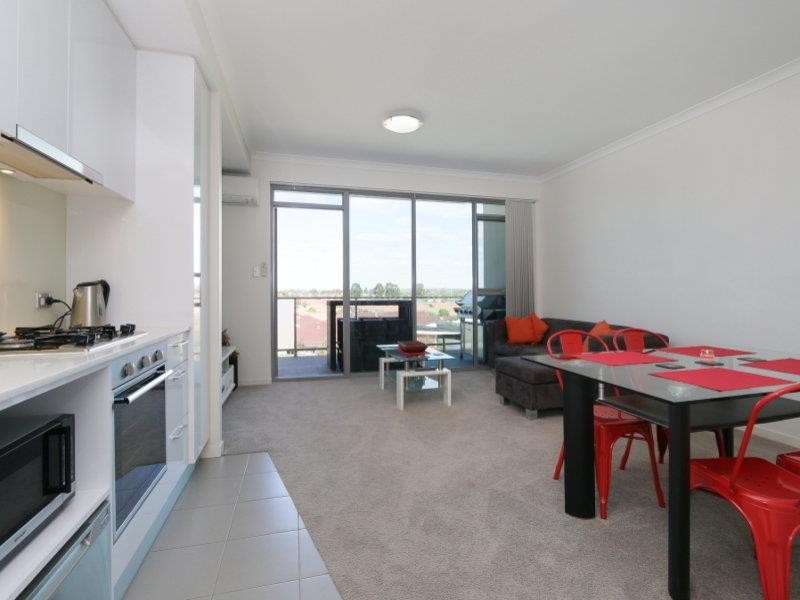 310/25 Malata Crescent, Success WA 6164