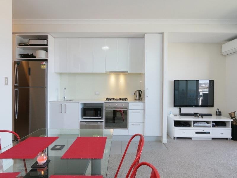 310/25 Malata Crescent, Success WA 6164