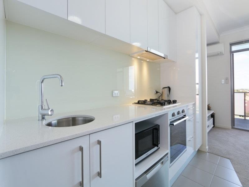 310/25 Malata Crescent, Success WA 6164