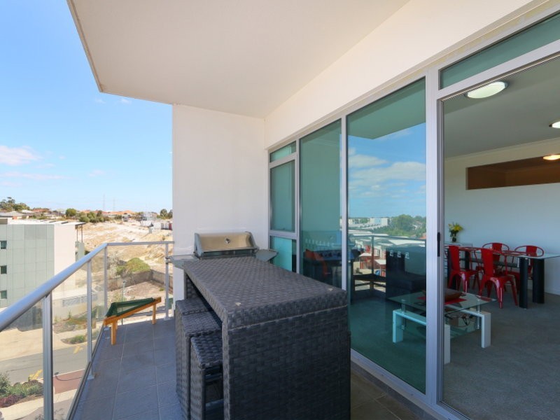 310/25 Malata Crescent, Success WA 6164