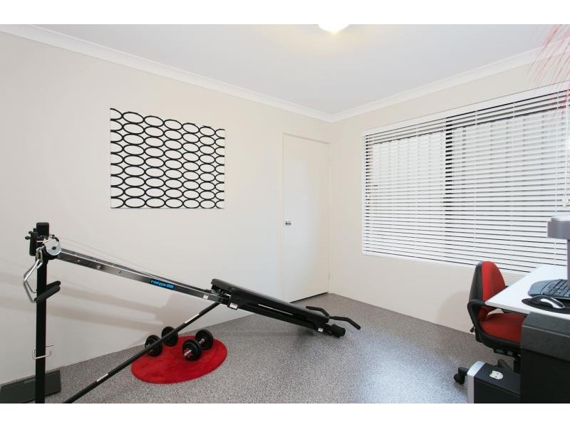 13 Lambeth Circle, Wellard WA 6170