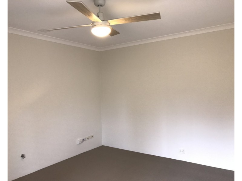 295 Wentworth Pde, Success WA 6164