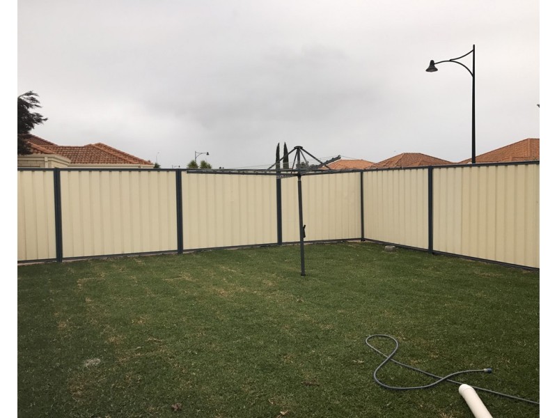 295 Wentworth Pde, Success WA 6164