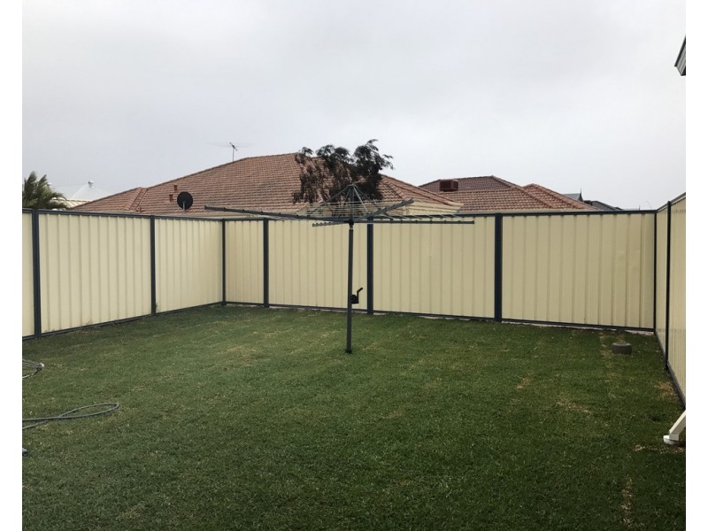 295 Wentworth Pde, Success WA 6164