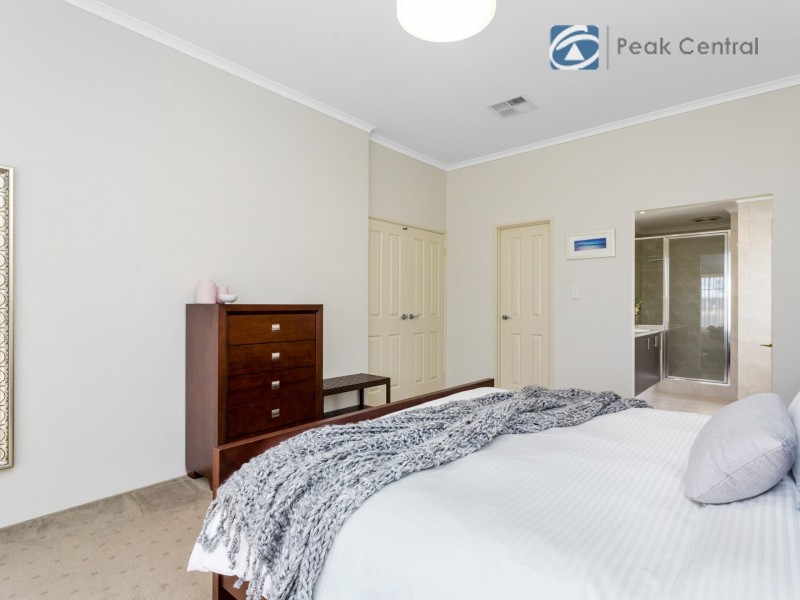 24 Durango Turn, Aubin Grove WA 6164