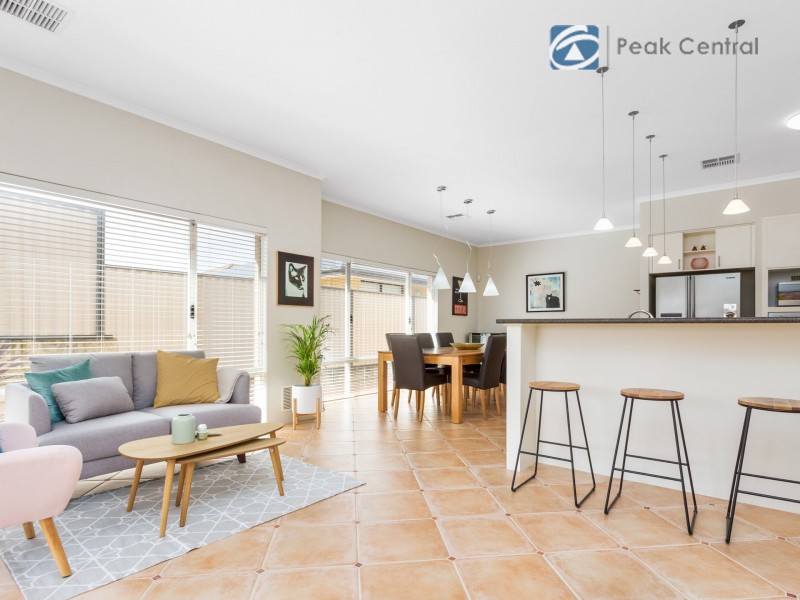 24 Durango Turn, Aubin Grove WA 6164