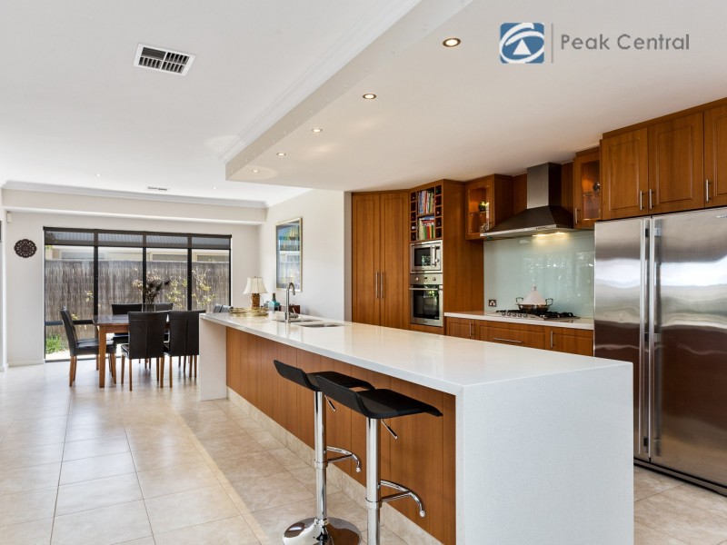 42 Columbus Loop, Success WA 6164